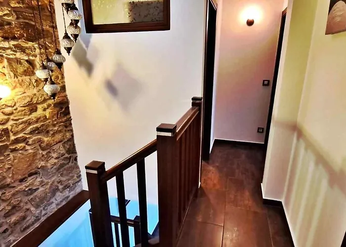 Εξοχικό σπίτι Toran Bamiro